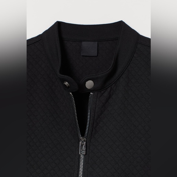 Women's H&M Quilted Black Full Zip Up Jacket Size Medium - Picture 2 of 7